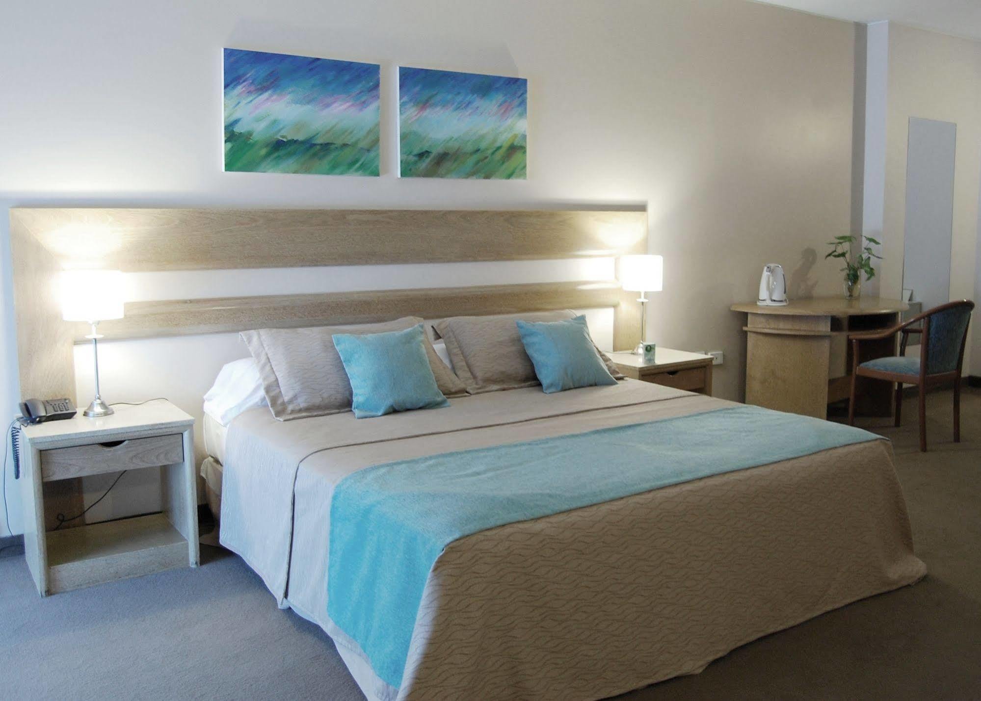 Interplaza Hotel Córdoba Eksteriør bilde